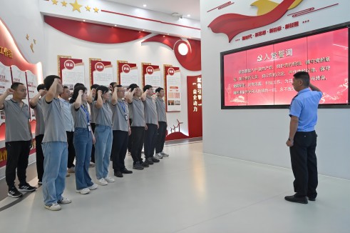 ���º�ɫ���� ��������ƪ�� | ng28.com��ί��չ�콨��103�����ɫ�Ķ��